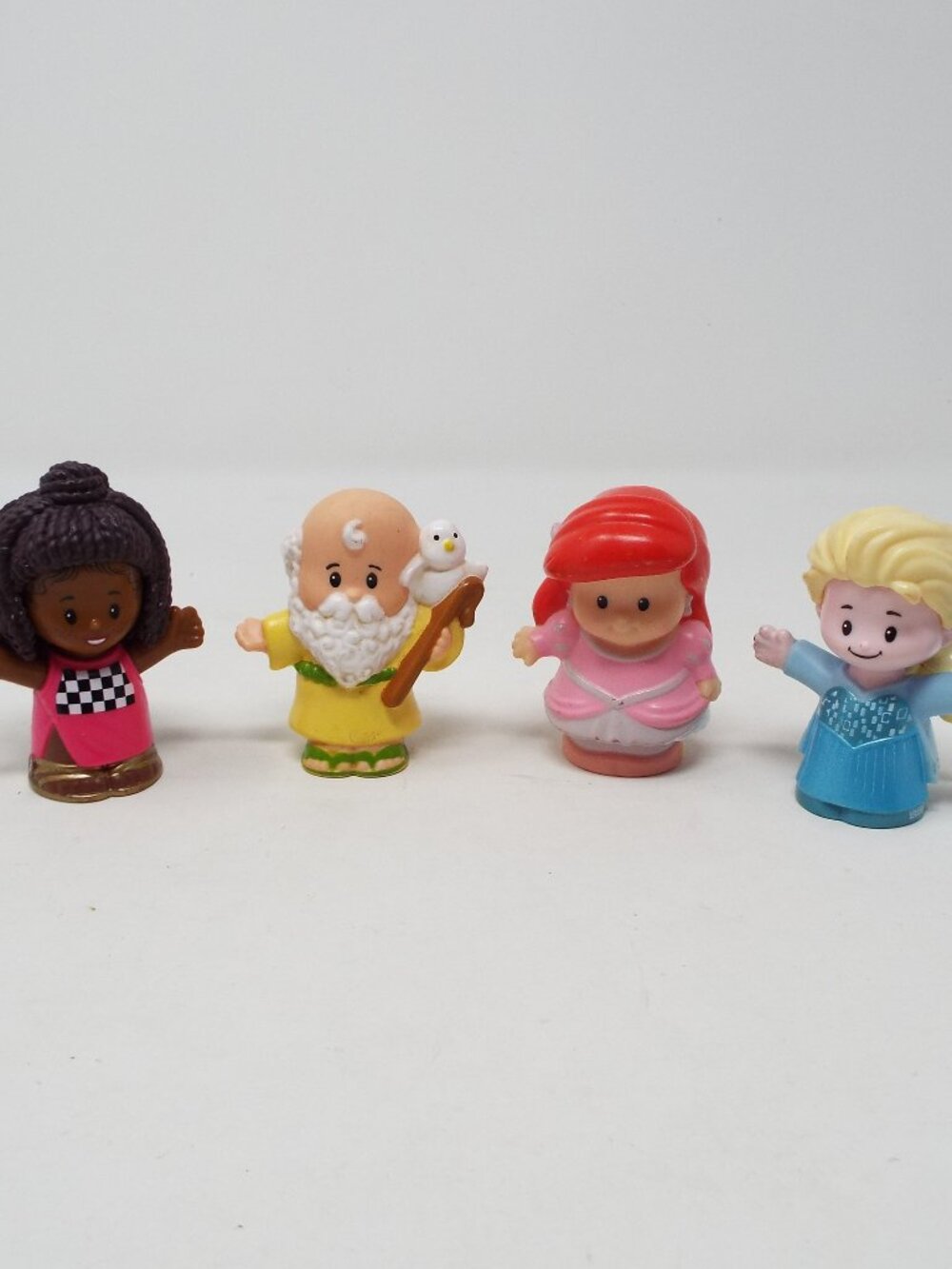 4 Pcs Fisher Price Little People Bundle #426
